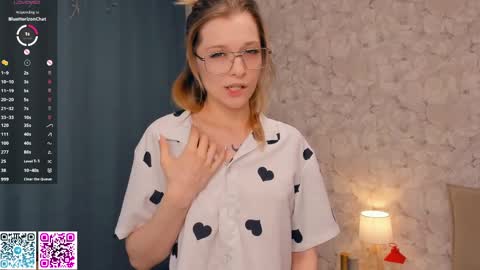 Kate online show from 03/26/26, 07:47