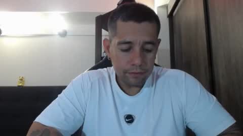     online show from 04/10/26, 06:40