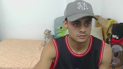 Snapshot of spartan_blaze chatting on 02/19/25, 02:44 Spartan Blaze online show from 02/19/25, 02:44