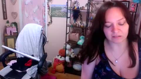 Snapshot of spawnofademon chatting on 11/10/25, 10:31 spawnofademon online show from 11/10/25, 10:31