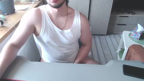 Snapshot of spb78 chatting on 05/01/26, 05:56 Art online show from 05/01/26, 05:56