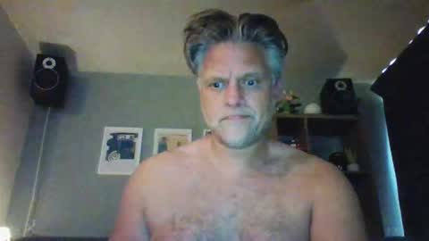 Snapshot of spectacularguy chatting on 05/24/26, 05:07 DutchDude online show from 05/24/26, 05:07