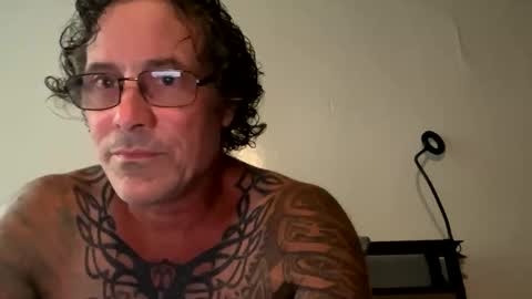 specter1972 online show from 11/26/25, 10:44