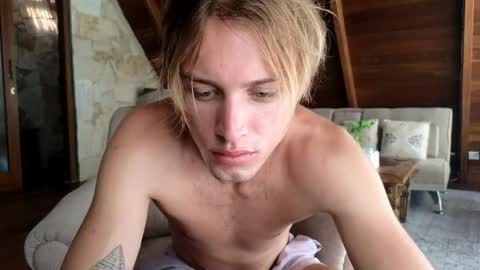 Sasha --  online show from 04/15/26, 01:01