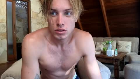 Sasha --  online show from 04/15/26, 11:05