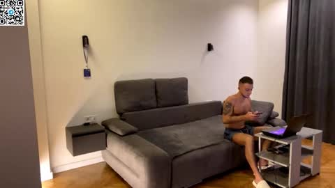 Alex online show from 10/24/25, 08:49