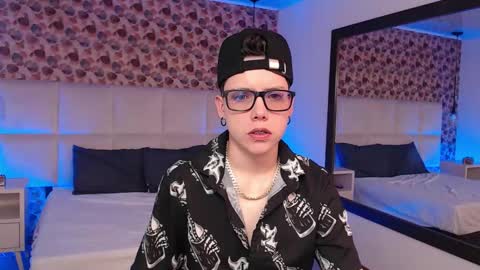 spencerm_ online show from 10/19/25, 04:29