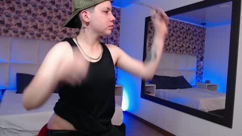 spencerm_ online show from 10/21/25, 07:36