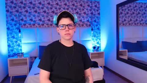 spencerm_ online show from 10/25/25, 01:13