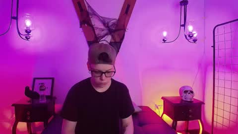 spencerm_ online show from 11/11/25, 07:58