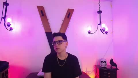 spencerm_ online show from 11/22/25, 07:46