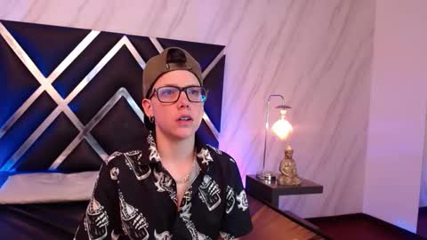 spencerm_ online show from 12/18/25, 08:15