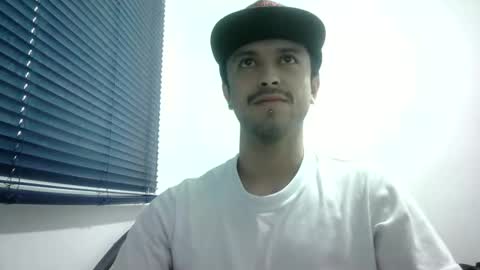 sperm_donor94 online show from 12/12/24, 06:21