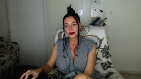 Snapshot of spicemint chatting on 09/10/25, 04:51 Carla online show from 09/10/25, 04:51