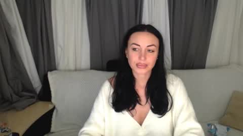 Carla online show from 01/18/26, 06:01