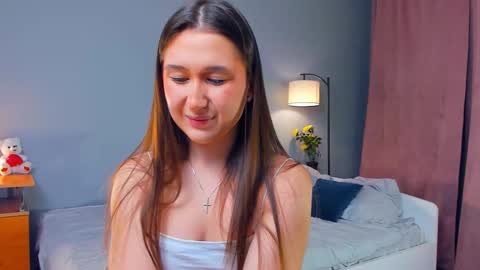 Elva online show from 12/14/25, 07:07