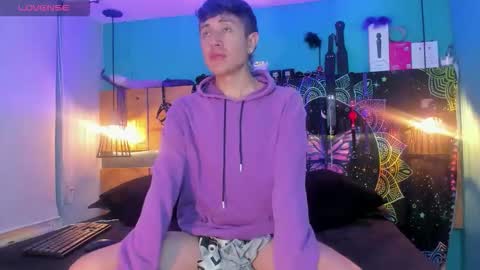  Spicy Kind online show from 04/24/26, 12:24