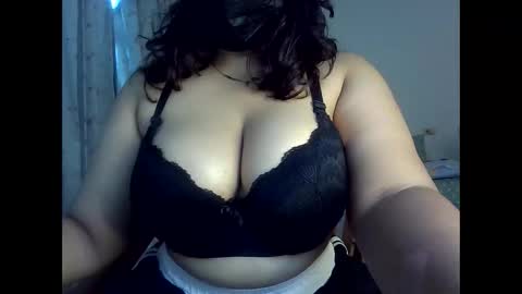 spicy_titties online show from 05/14/26, 01:34