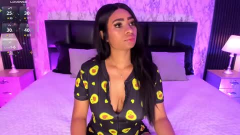 Amelia      GTM-5 817       IG Spicychoco am online show from 11/08/25, 12:05
