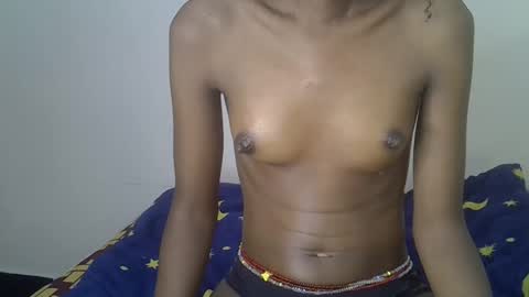 Snapshot of spicybobolishia_ chatting on 04/27/26, 09:51 Bobo online show from 04/27/26, 09:51