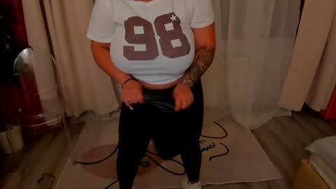 Snapshot of spicycarlaxx chatting on 07/14/26, 02:05 spicycarlaxx online show from 07/14/26, 02:05