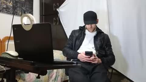 Marco. When Im offline you can view premium content in bio online show from 02/02/25, 07:14