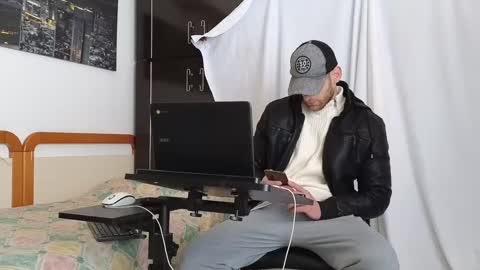 Marco. When Im offline you can view premium content in bio online show from 02/20/25, 09:33