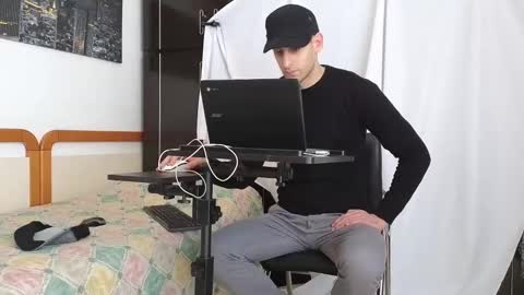 Snapshot of spider_0090 chatting on 02/28/25, 09:04 Marco. When Im offline you can view premium content in bio online show from 02/28/25, 09:04