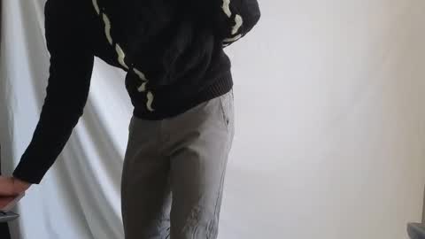 Marco. When Im offline you can view premium content in bio online show from 02/09/26, 12:31