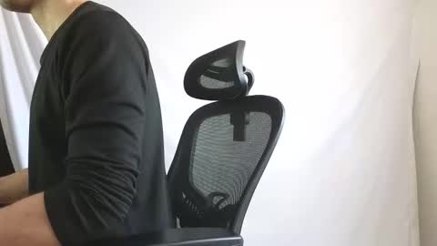 Marco. When Im offline you can view premium content in bio online show from 04/18/26, 08:18