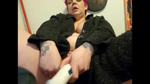 Vanessa Spade online show from 03/03/25, 12:15