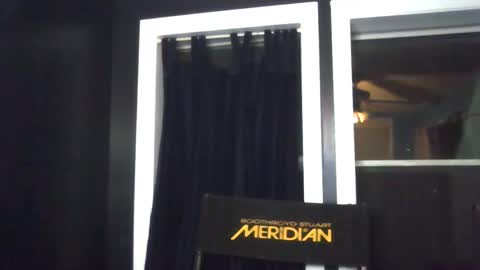 Snapshot of splashh_queen317 chatting on 09/16/25, 05:19 Daddy His Splash Queen online show from 09/16/25, 05:19