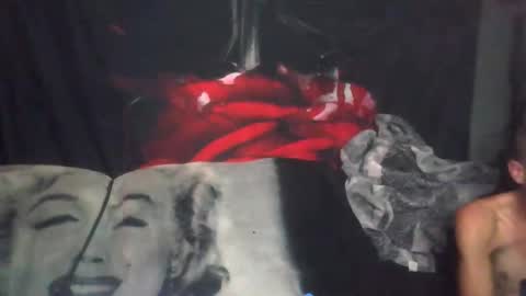 Snapshot of splashh_queen317 chatting on 10/11/25, 03:17 Daddy His Splash Queen online show from 10/11/25, 03:17