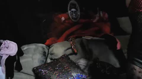 Snapshot of splashh_queen317 chatting on 11/14/25, 06:01 Daddy His Splash Queen online show from 11/14/25, 06:01