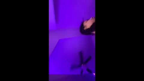 Snapshot of splashvirus chatting on 11/08/25, 09:53 splashvirus online show from 11/08/25, 09:53