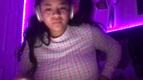 Snapshot of splashvirus chatting on 02/06/26, 01:43 splashvirus online show from 02/06/26, 01:43