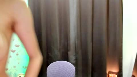 Kimmy online show from 04/22/26, 09:44