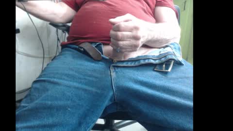 Snapshot of splitmeato chatting on 02/02/25, 08:30 splitmeato online show from 02/02/25, 08:30