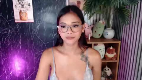Snapshot of spoileme_babexx chatting on 09/11/25, 08:42 CALL ME RAINE online show from 09/11/25, 08:42