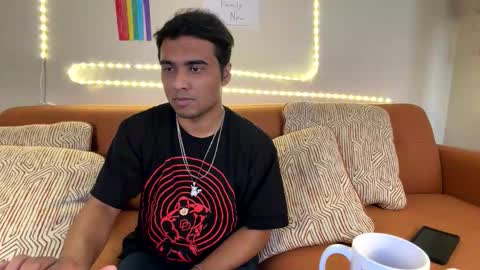 spoiltheprince online show from 11/05/25, 08:53