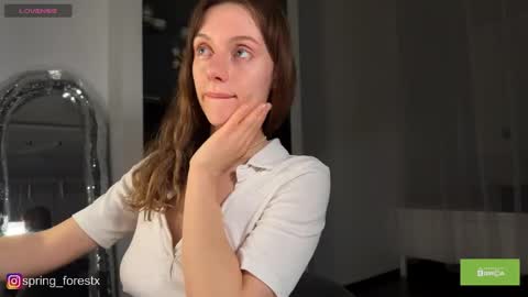 Lilly  online Monday - Friday ask time in pm online show from 04/01/26, 01:41