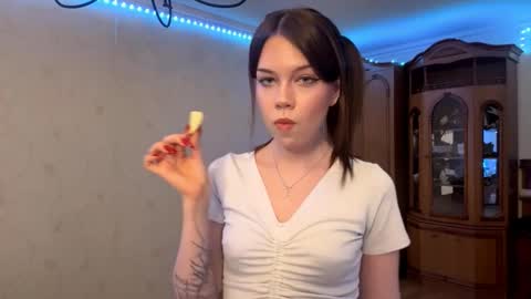 Maya online show from 03/01/26, 01:46