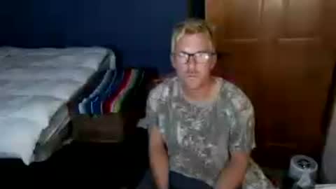 Snapshot of spun_redneck chatting on 06/22/26, 01:29 Spun Redneck online show from 06/22/26, 01:29
