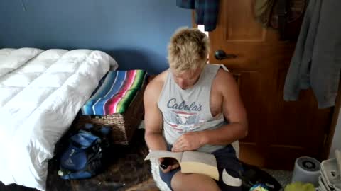 Snapshot of spun_redneck chatting on 07/17/26, 07:52 Spun Redneck online show from 07/17/26, 07:52
