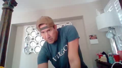 spunandhunglv online show from 11/17/25, 06:14