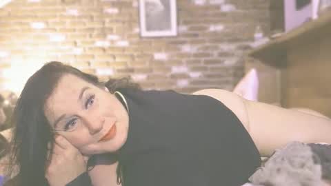 Spunderella online show from 11/13/25, 09:52