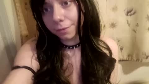 Snapshot of spunfoxxx chatting on 09/22/25, 03:03 spunfoxxx online show from 09/22/25, 03:03