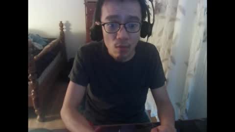 Snapshot of spupozy chatting on 02/05/26, 06:40 Spupozy online show from 02/05/26, 06:40