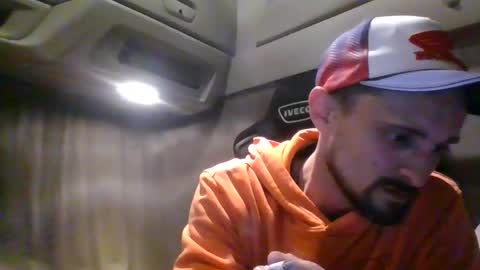 spyco82 online show from 11/25/25, 04:51