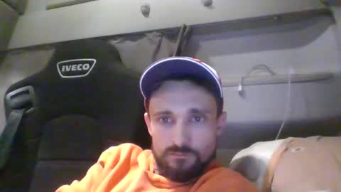 spyco82 online show from 12/22/25, 06:27